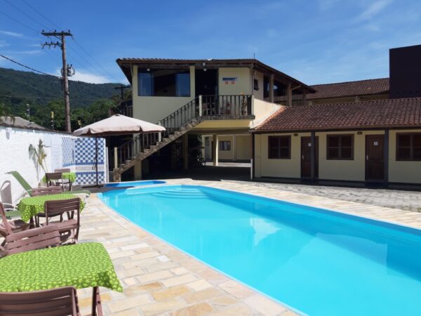 Hospede-se na Viamar Pousada e conheça praias desertas entre Caraguatatuba e Ubatuba