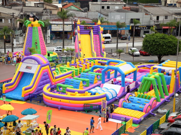 Parque Gloob Super Jump tem promoção no carnaval