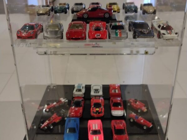 Exposição de Carros em Miniatura no Shopping Butantã