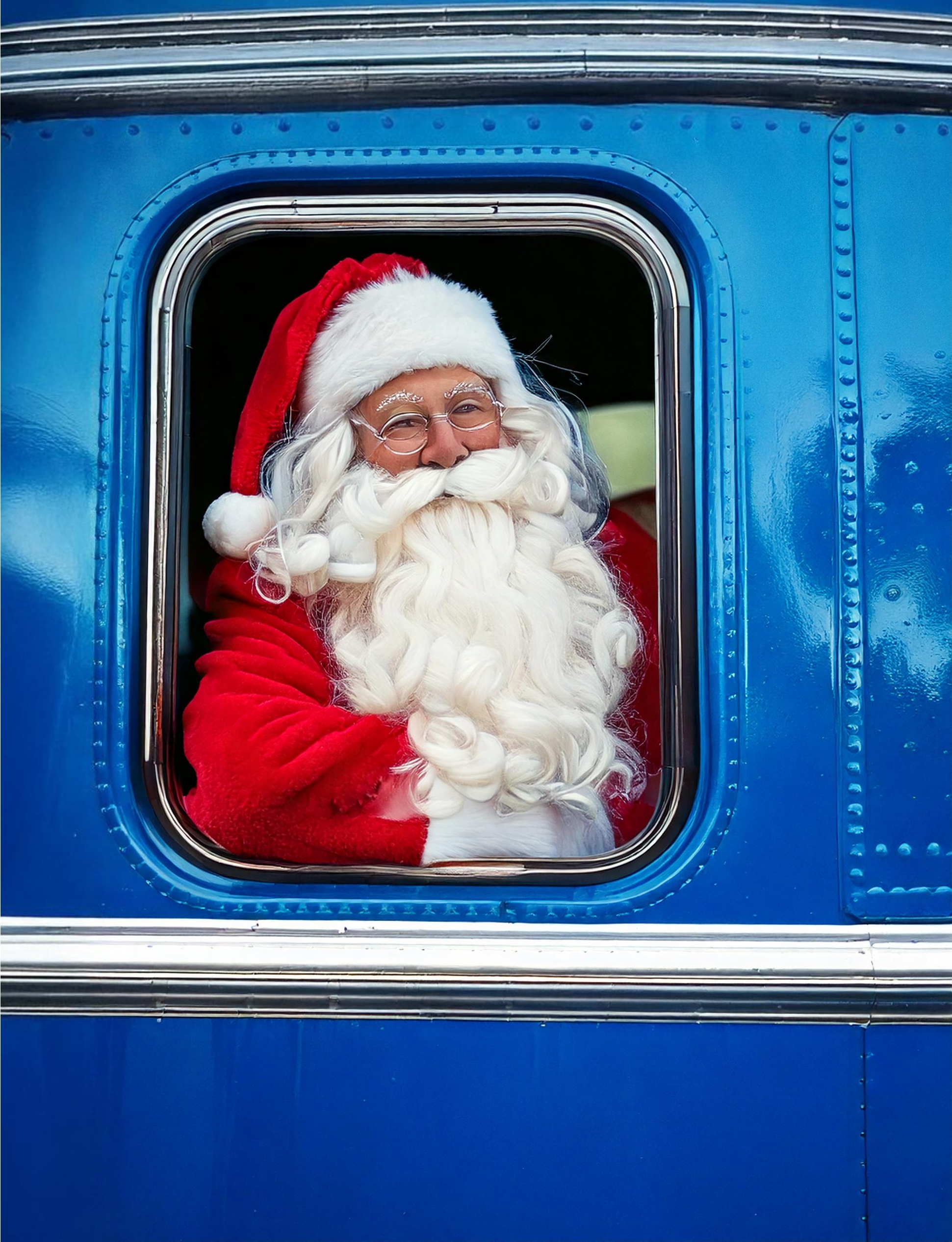 Trem da República lança Expresso de Natal com passeio noturno e jantar especial