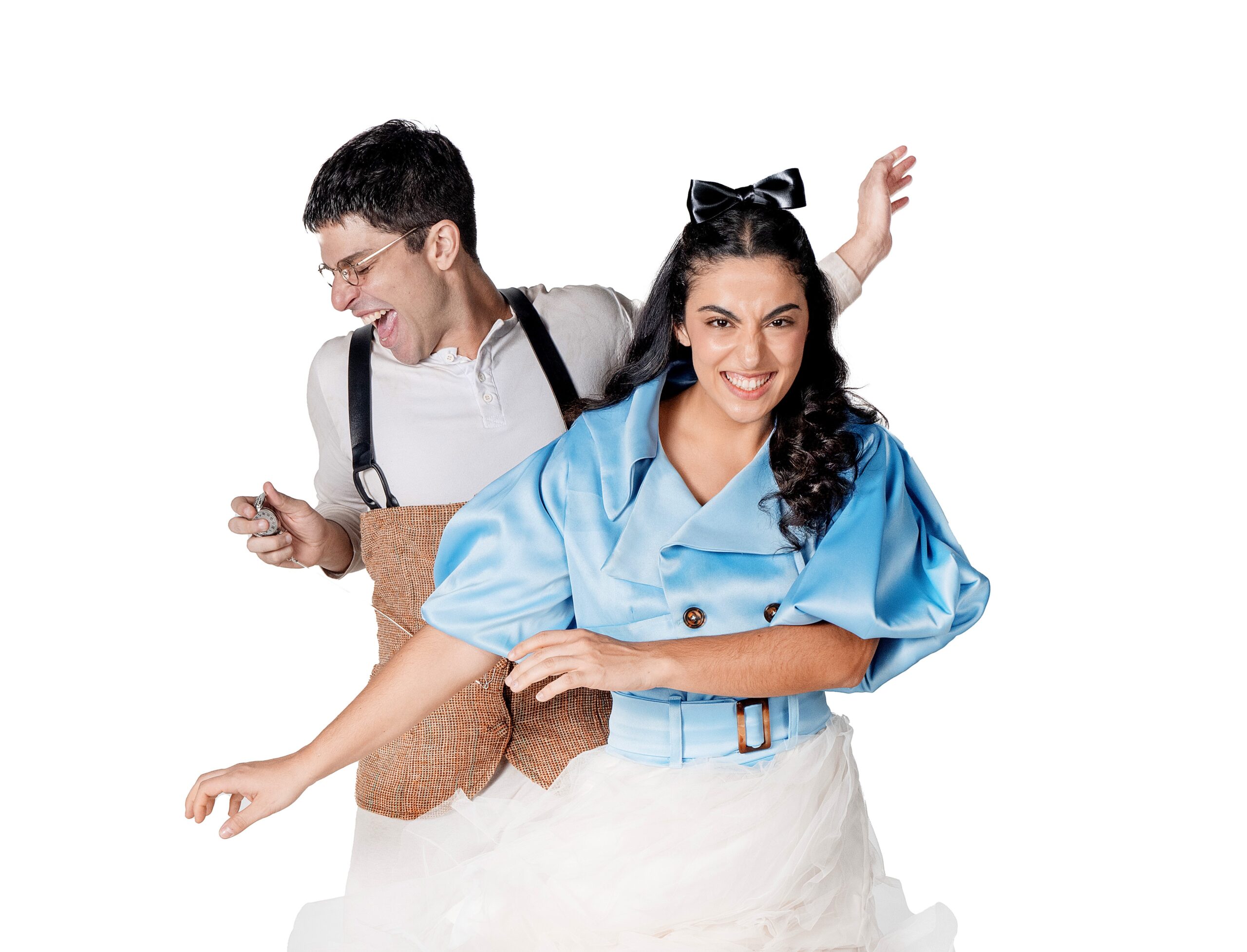 Estreia o musical Alice de Cor e Salteado